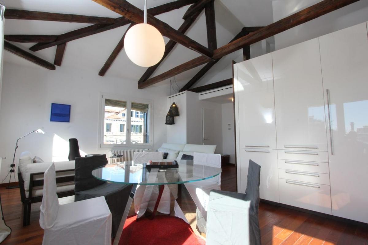 Attic Design Terrace